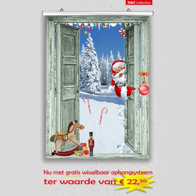 D&C Collection Buiten poster - kerst poster - 60x80 cm - doorkijk - tuindoek open groene deuren sneeuw bos met speelgoed en santa claus- winter poster - kerst decoratie- kerstinterieur - kerst wanddecoratie