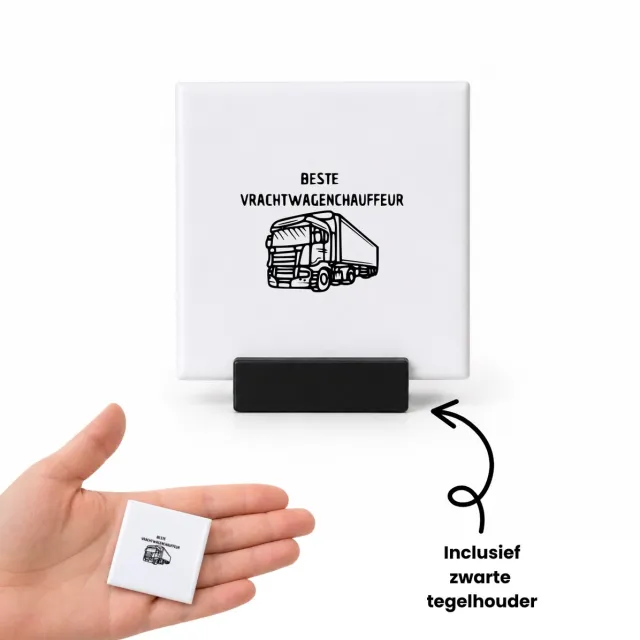 Hacebo Beste vrachtwagenchauffeur tegeltje met tegelhouder - Cadeau vrachtwagenchauffeur - tegeltjes met tekst - leuk cadeau voor de beste Cadeau vrachtwagenchauffeur om te geven - spreuktegels - 4.8x4.8 CM Wit