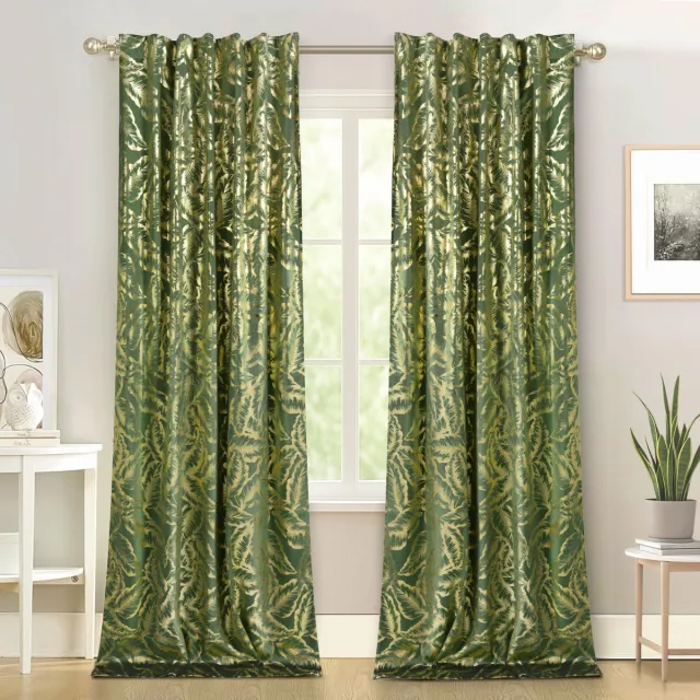 Qelus 2 Stuks Gordijnen Kant en Klaar - Luxe Fluwelen Korte Gordijnen met Gouden Folie - Verduisterend & Lichtwerend - Feestelijke Sfeer voor Woonkamer & Slaapkamer - B 132 x H 244cm(Groen) Groene-bladeren