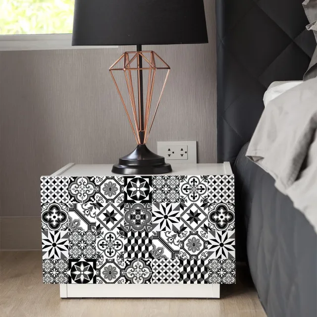 Ambiance Sticker Decoratieve meubelstickers - 24 authentieke meubelstickers met cementtegelmotief van Nicilia - 24 stickers van 20x20 cm Multi color