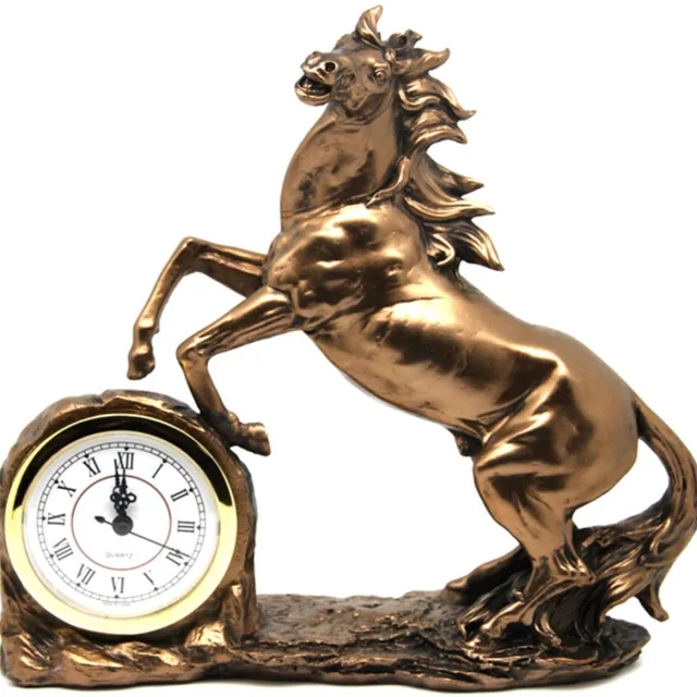 Queen Isabell klok - Klimmend paard beeldje - bronzen sculptuur, Romeinse cijfers Bruin