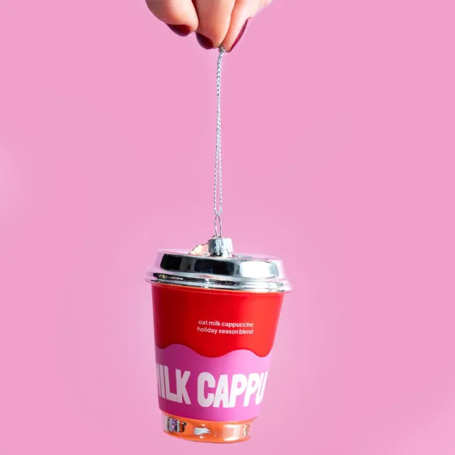Yup in de boom glazen kerstbal cappuccino to go 9.5cm multi
