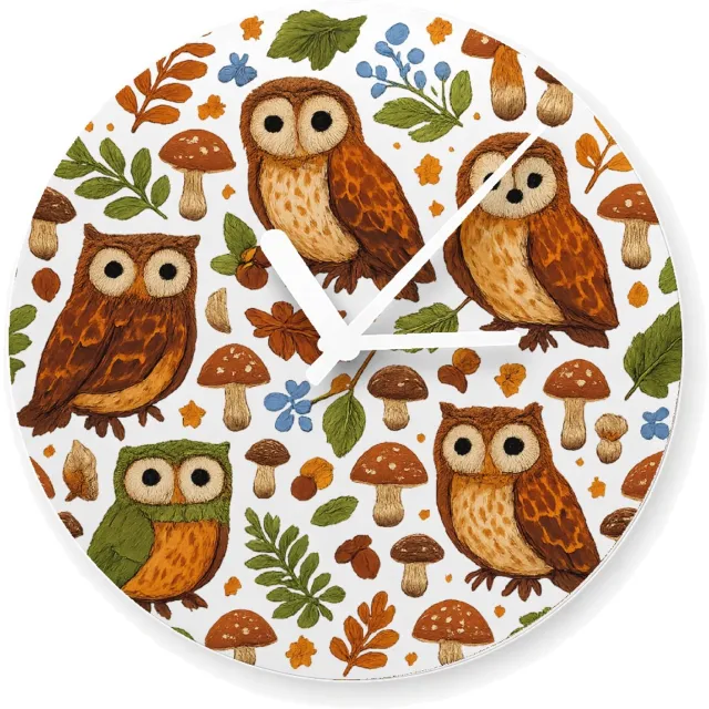Mr Cadeautjes Glazen klok Ø 20 - design Een avondlijk bospatroon met uilen, paddenstoelen en bladere | cadeau Wit