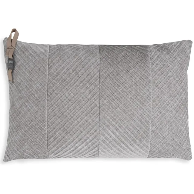 Knit Factory Beau kussen licht grijs 60 x 40