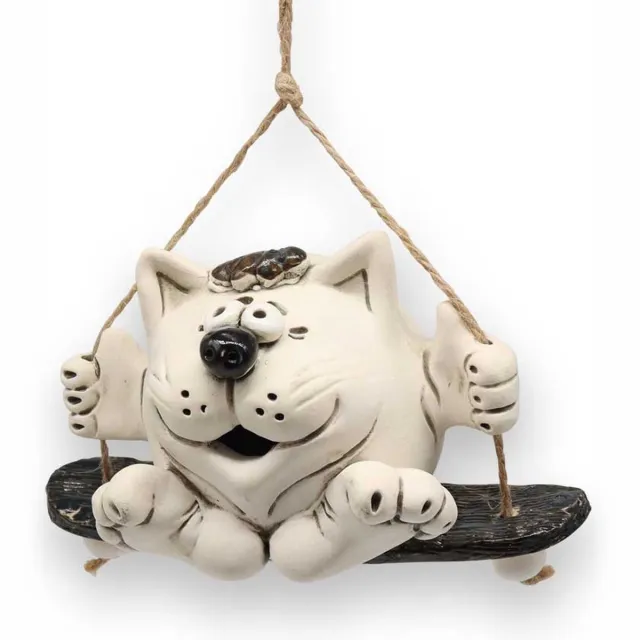 MadDeco tuindecoratie - tuinhanger - kat op schommel - handgemaakt product uit Oekraïne - keramiek zie afbeelding