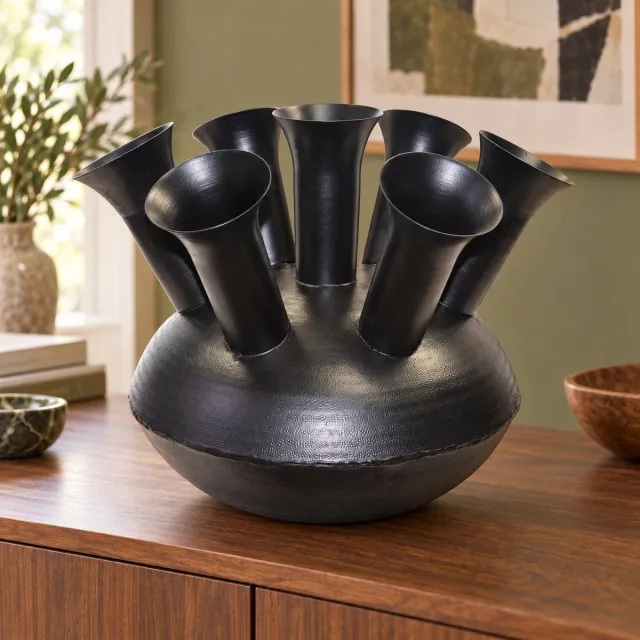 Hoppa! Vaas - Met zeven openingen - Zwart - 45 x 45 x 33 cm (B x D x H)