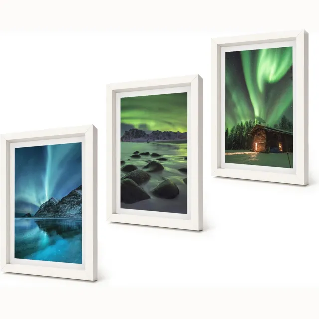 Coloray 3-Delige Schilderij Set - Winterlandschappen met het noorderlicht boven de bergen - 20x30 - Muurdecoratie - Wanddecoratie - Slaapkamer Witte lijst