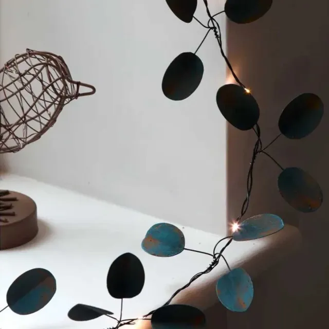 LsL Lichtslinger - Eucalyptus - Voor binnen of buiten - Blauw/Groen - Handgemaakt - 20 warm witte LED lichtjes