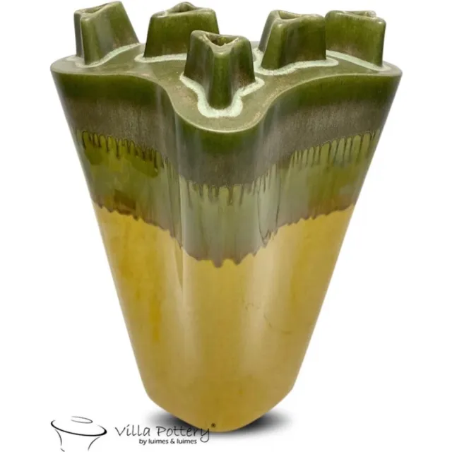 Irishflowers Vaas - Villa Pottery - Decoratie - Modern - Keramiek - Woondecoratie - Chimney 3 React Dark Green Reactive yellow Groen