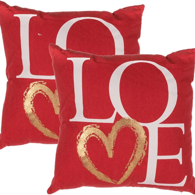 Out of the Blue Set van 2x stuks valentijn cadeau sierkussens rood love 40 x 40 cm - Valentijnscadeaus liefde/hartjes