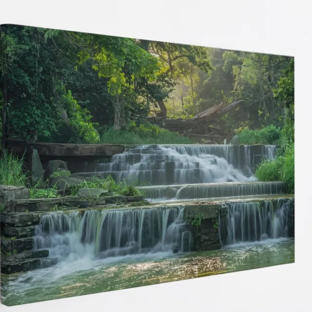 Saammp Canvas Schilderij - Kleine Waterval - Landschap - Natuur - 70x50 - Foto op canvas - Wanddecoratie - Muurdecoratie Woonkamer - Slaapkamer decoratie - Canvas Print Multicolor