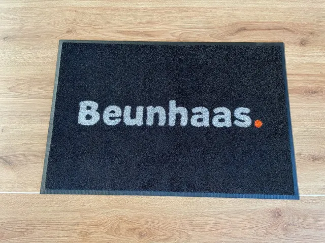 ADmat deurmat Beunhaas | zwart | 75x50cm