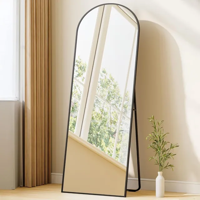 HILINSIE Staande Spiegel, 160 X 50 cm, Gebogen Staande Spiegel met Standaard,Wandmontage, Gehard Glas, Frame Van Aluminiumlegering, Voor Slaapkamer, Woonkamer en Hal, Zwart