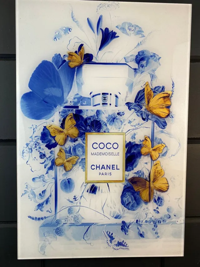 blackarts blue butterfly Coco Chanel schilderij op plexiglas 80x120cm blauw/wit