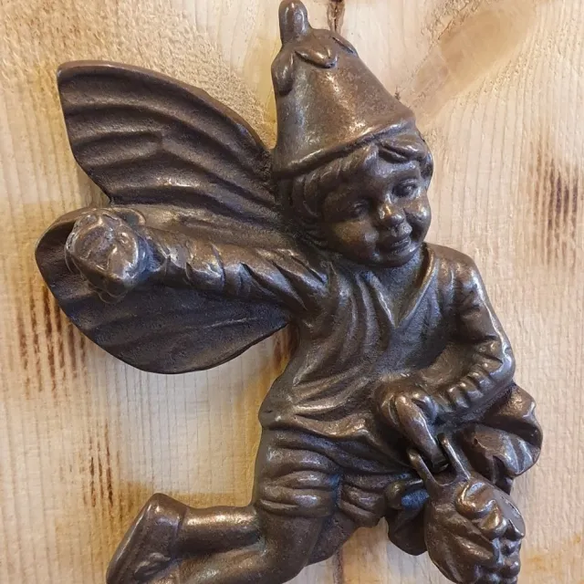 Bronzartes Beeld brons - tuinbeeld - Deurklopper fee - 15 cm hoog