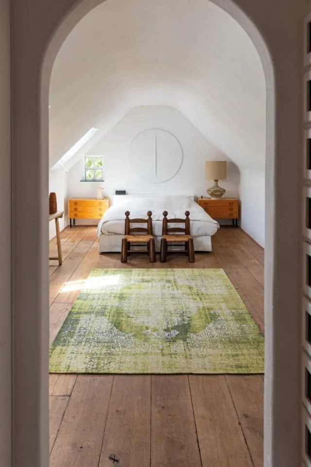 Louis de Poortere Vloerkleed Fading World Kirman Tuscany Groen