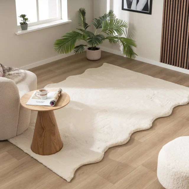 NATURL. Hoogpolig vloerkleed - Comfy Supreme Wavy Creme - 80x150cm Crème