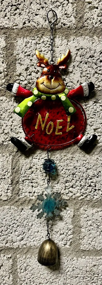 Impuls Metalen + glazen decoratie Kersthanger "rendier" Noel met bel - meerkleurig - hoogte 40x15x1cm - Woonaccessoires - Decoratieve hangers - Kersthangers meerkleurig - rendier