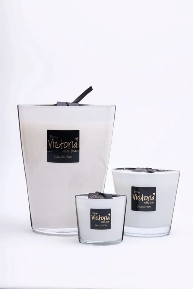 VICTORIA WITH LOVE Kaars - Geurkaars - Glossy White - Medium - Glas - Indoor WIT