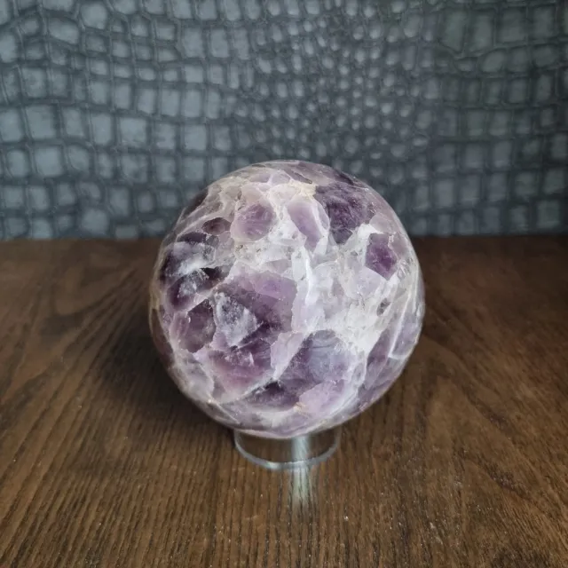 ThaleiaDesign Amethist bol - Edelstenen en Mineralen - Paars - Spiritualiteit - Woondecoratie - kristallen bol - interieur - cadeau - moederdag - chakra - meditatie - rust - balans paars, wit, roze