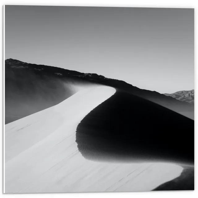 KuijsFotoprint Forex - Zandheuvels in de Woestijn (zwart/wit) - 50x50cm Foto op Forex