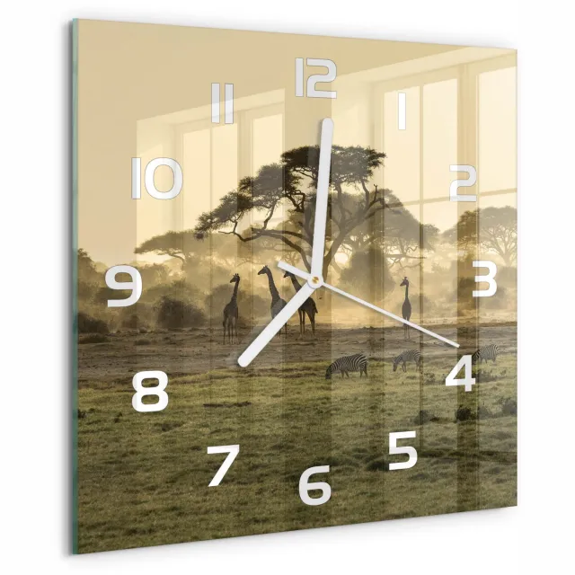 TULUP Wandklok - Giraffen in de savanne Wandklok Glas Met Motief - 30x30 cm - Beige Decoratieve Glazen Klok - Witte handen - Vierkante Klok - Gekleurde Glazen Klok - Glazen Klok Met Print