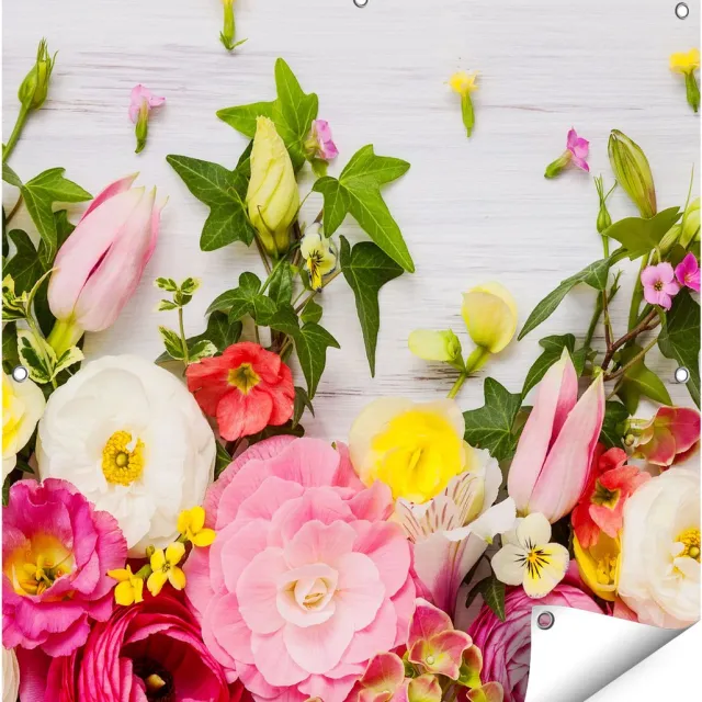 Gards Tuinposter Bloemen op een Witte Houten Achtergrond - 80x80 cm - Tuindoek - Tuindecoratie - Wanddecoratie buiten - Tuinschilderij Multikleur