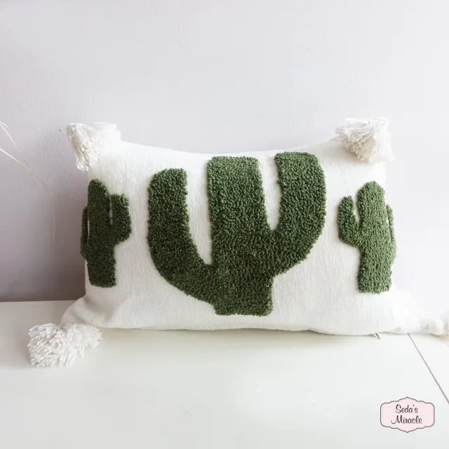 Seda's Miracle Marokkaans Berber pompom kussen met cactus, wit wit met groen