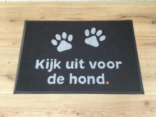 ADmat Deurmat Kijk uit voor de hond | zwart | 75x50cm