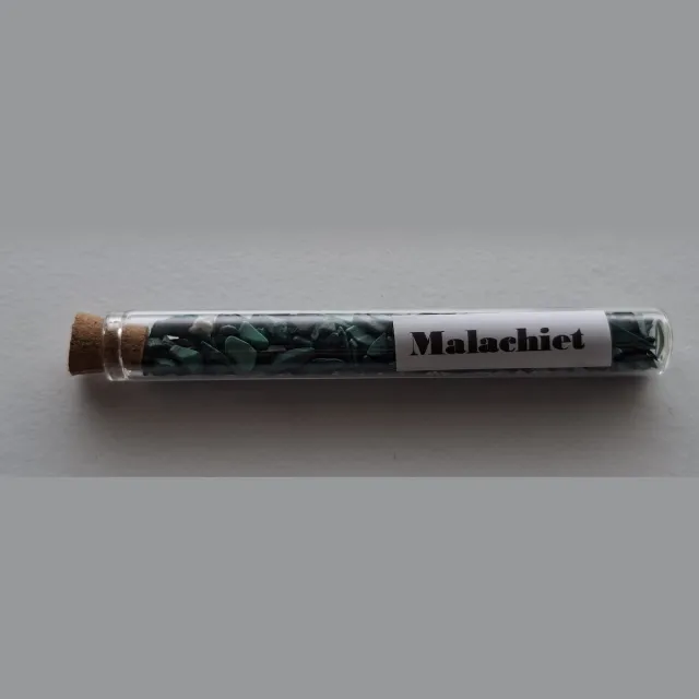 mineraalsteen Geluksbuisje met "Malachiet" groen