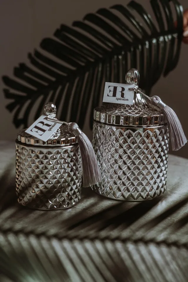 Sandra Mika Geurkaars XL Zilver 470 ml - Inspired by Oud Wood
