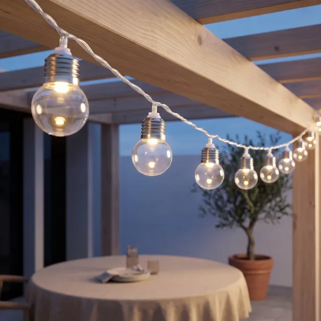 Cheqo LED Lichtsnoer met 30 Lampjes Warm Wit - Feestverlichting - Lichtslinger - Sfeerverlichting - Party Lights - Batterijverlichting - LED Bolletjes - Tuinverlichting - Terrasverlichting - Tuinfeest - Kerstverlichting voor Binnen en Buiten