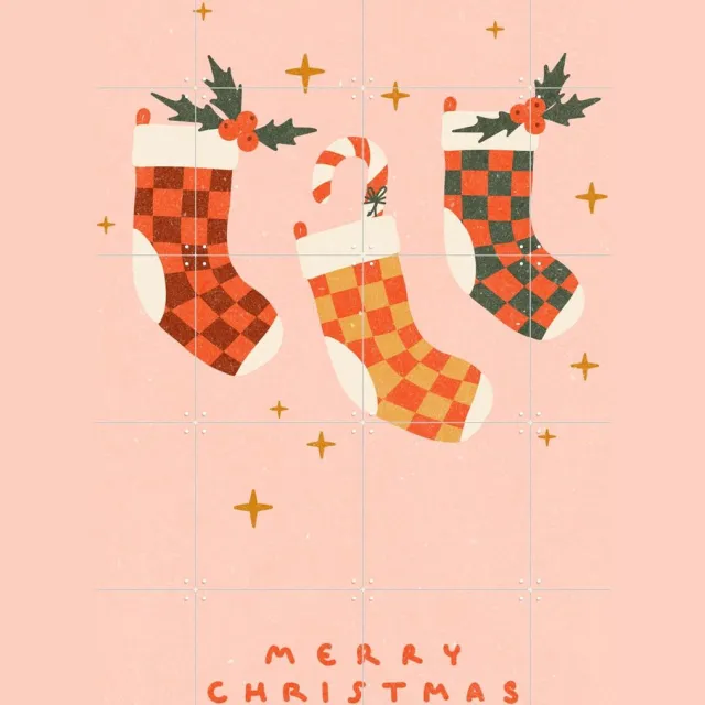 IXXI Christmas Stocking, NKTN & Various - 80 x 100 cm - Grote wanddecoratie en posters - Illustraties, Digitale Kunst, Speels, Fantasierijk Rood / Roze