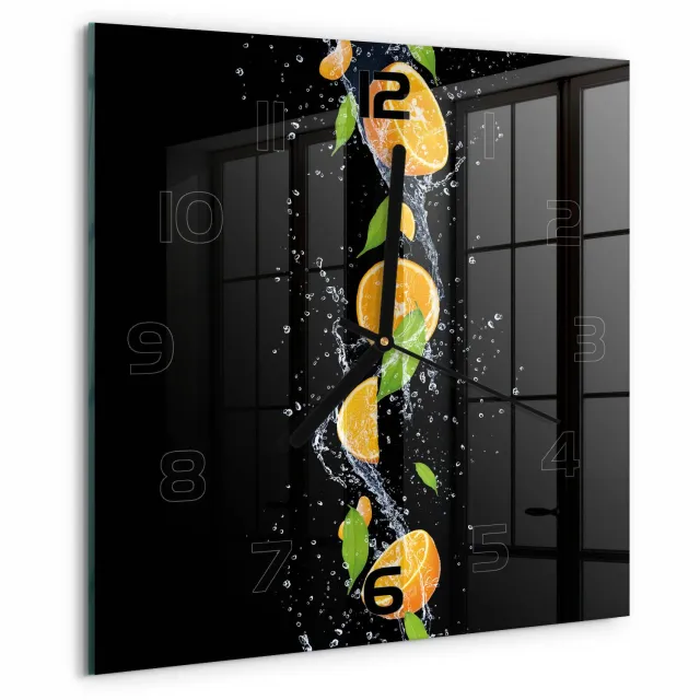 TULUP Wandklok - Sinaasappels en water Glazen Wandklok Design - 30x30 cm - Oranje Klok Glas Met Opdruk - Zwarte handen - Vierkante Klok - Wandklok Glas Met Motief - Decoratieve Glazen Klok