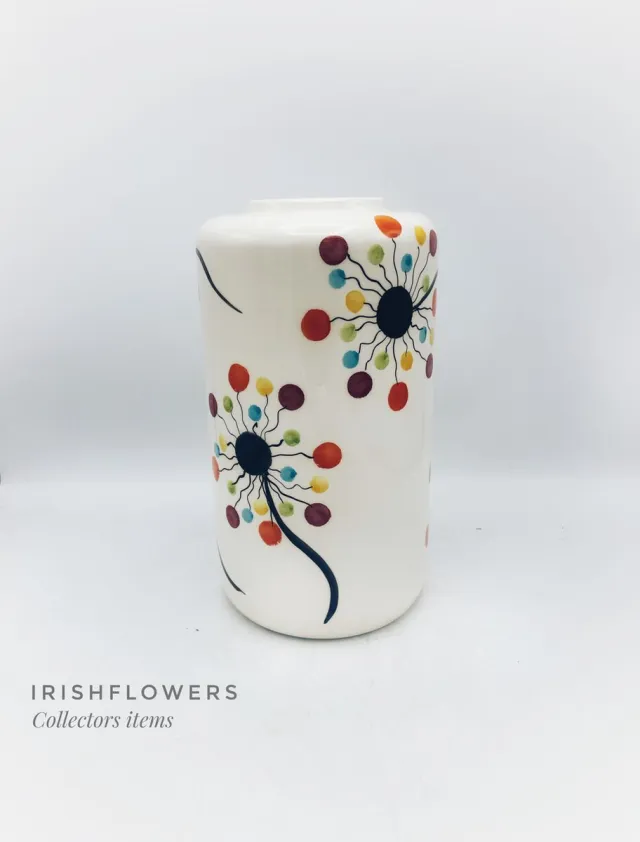 Irishflowers Vaas - Keramiek - Villa Pottery - Decoratie - Woondecoratie - Voorjaar - Voorjaarsdecoratie - Multicolour 4 Wit