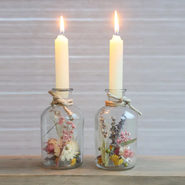 Van JUUD Droogbloemen in Glas met Kaarsen - 2 Stuks - Gedroogde Bloemen Boeket met Vaas - In Fles Crème