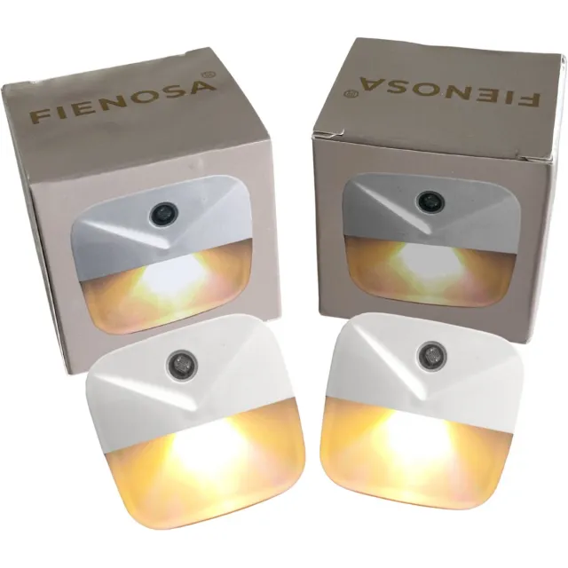 Fienosa LED 2X Nachtlampje Stopcontact - 2-Pack - LED - Warm Wit Licht - Dag & Nacht Sensor Duo Warm wit