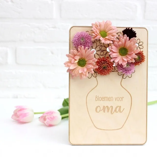 Lievf Houten bloemenkaart voor oma – Moederdag cadeau met naam – DIY bloemen in Beige