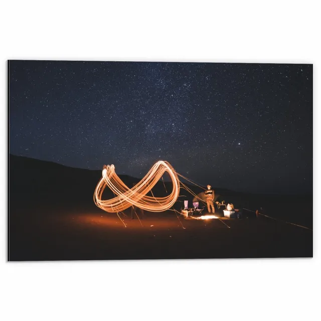 KuijsFotoprint Dibond - Lichtstralen in de Nacht - 60x40cm Foto op Aluminium (Met Ophangsysteem) Blauw