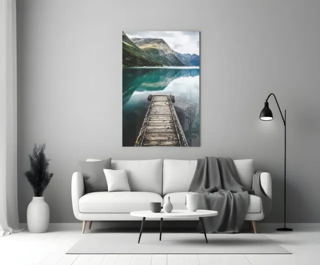 Insigne Art Glasschilderij - Steiger aan het Meer - Landschappen - Natuur - Wanddecoratie - 90x60 cm Groen