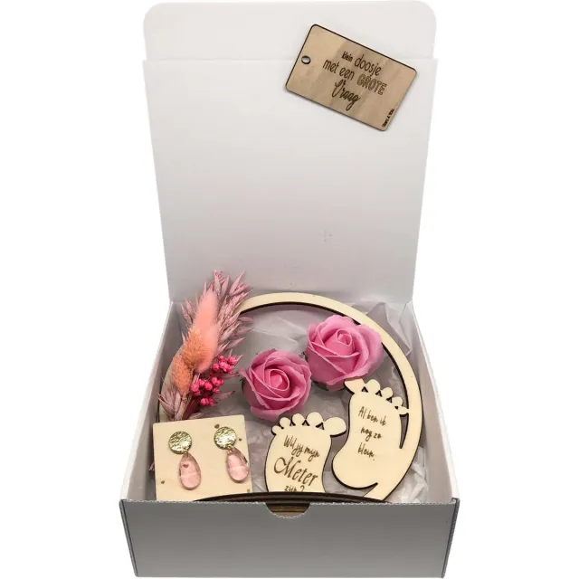 Stars 4 you Geschenkbox Wil jij mijn METER zijn? | roze | flowerhoop | droogbloemen | oorbellen | meter vragen | meter worden | peettante vragen | peettante worden | cadeau | doosje met een vraag | hoepel droogbloemen roze-voetjes