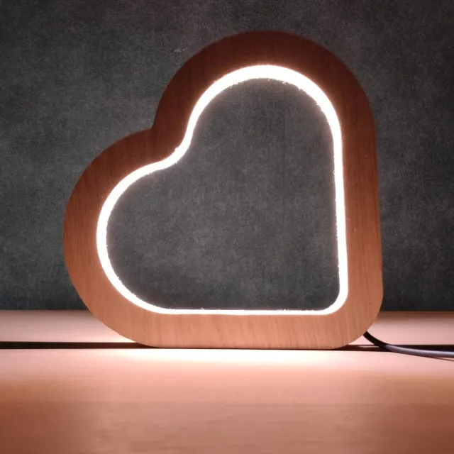 Hartlamp Eiken - Wandlamp - Tafel lamp - LED Bruin