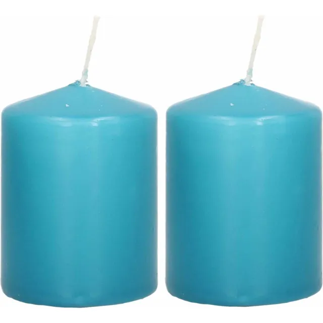 Enlightening Candles Trend Candles Cilinderkaars/stompkaars - 2x - turquoise - 6 x 8 cm - 29 branduren - met brandvertragende folie