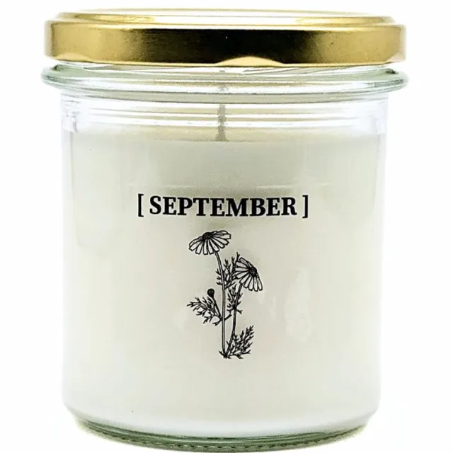 Candlelight-on geurkaars met geboortebloem en geboortedatum - 4 september - o.b.v. sojawas en etherische oliën Wit