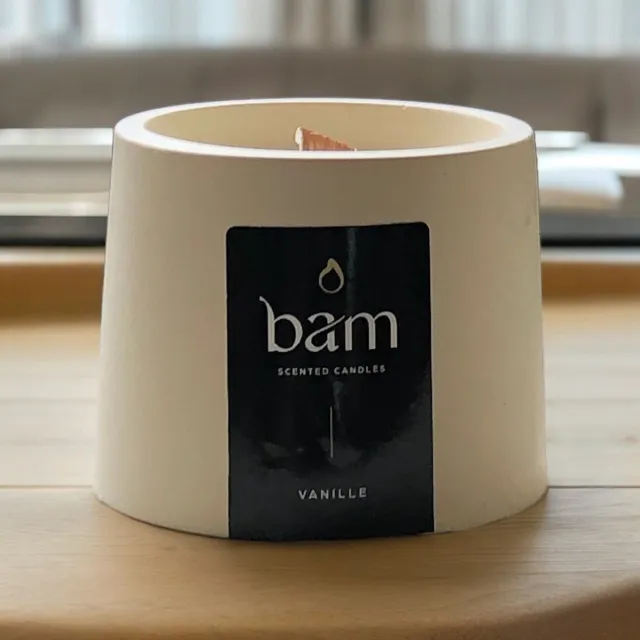 Bam Kaarsen Vanille Geurkaars – Cone Collectie – Houten Wiek – Lichtgeel Handgemaakt Potje – 100 g – 30 Branduren