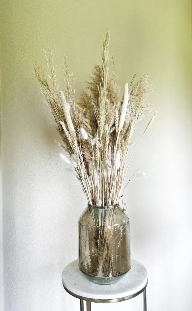 La Florista Neutraal boeket incl. vaas - Beige droogboeket - Droogbloemen - Taupe - Wit - La Florista