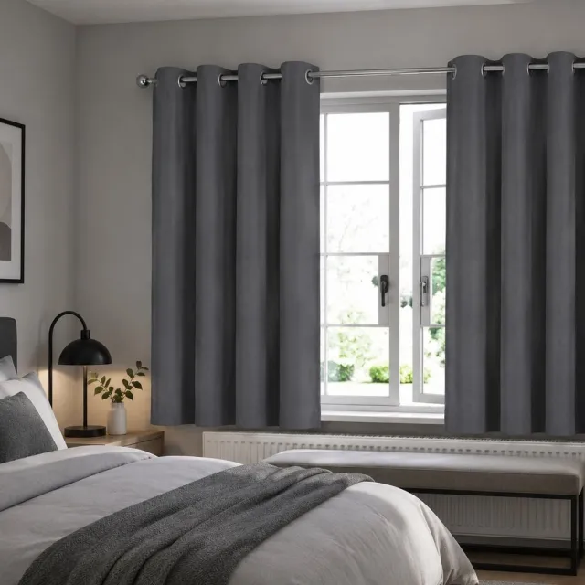 maroyathome RUBEN - Gordijn - Verduisterend - met Ringen - kant en klaar - 150 x 180 cm - 150 cm breedte en 180 cm lengte - Antraciet - 1 Stuk