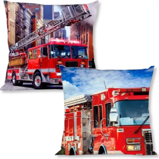 decoware Sierkussen - Brandweerauto - 40x40 cm Rood