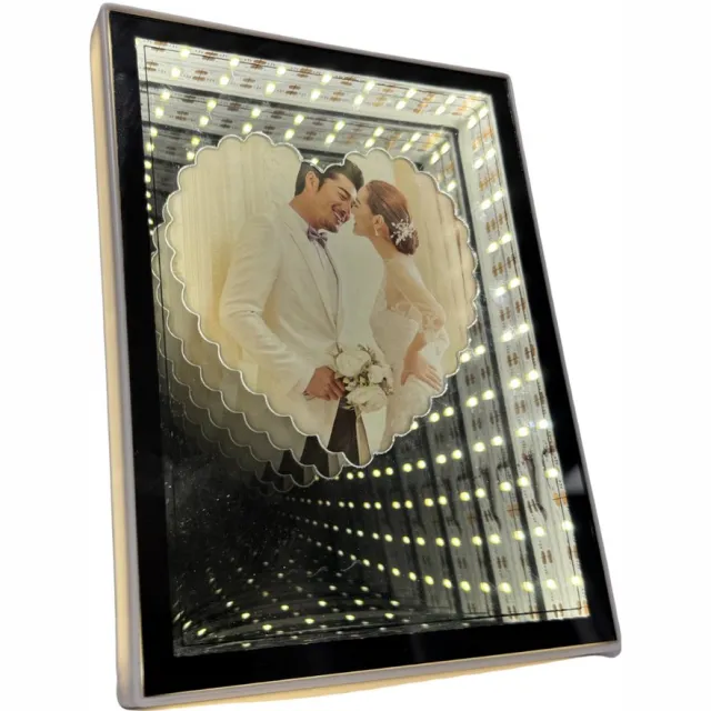 LUXALIVING fotolijst hart - fotolist met Verlichting –15 x 20 cm Fotolijst met USB-aansluiting- Valentijn Wit
