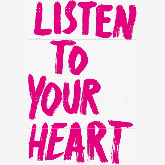 IXXI Listen to your Heart, Marcus Kraft - 100 x 140 cm - Grote wanddecoratie en posters - Illustraties, Typografie, Kleurrijk, Pop art, Speels Roze